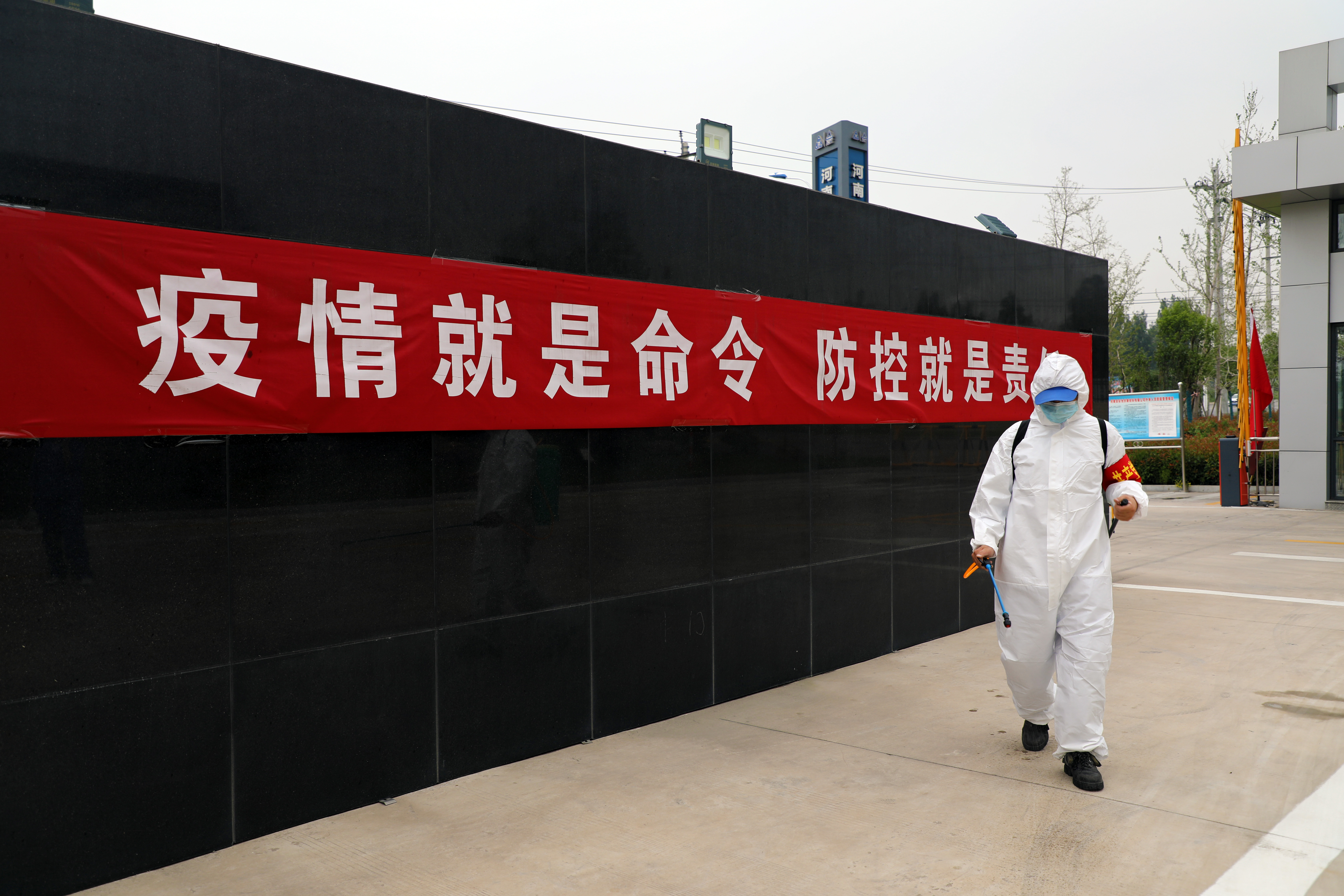 安彩高科：抗疫路上，從來都是“雙向奔赴”！