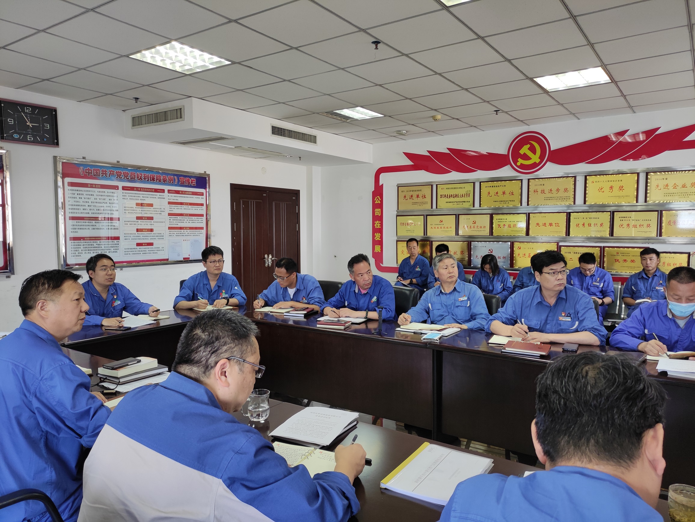 專題黨課︱中國共產(chǎn)黨的偉大人格力量