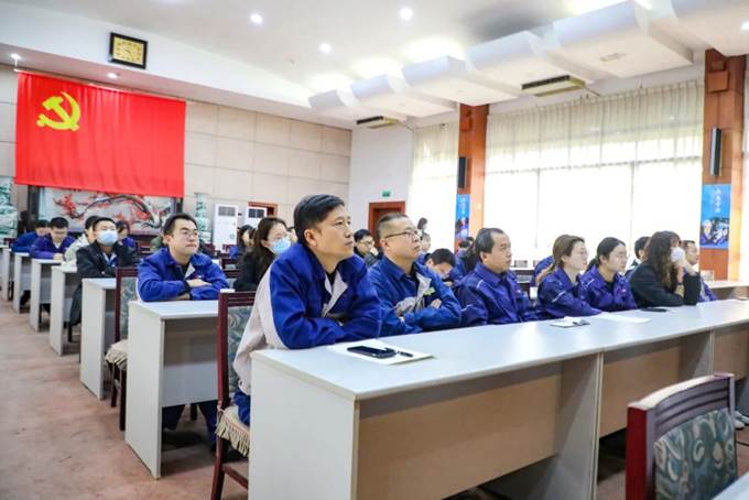 凝心聚力，同心篤行——安彩高科舉辦企業(yè)文化專題培訓